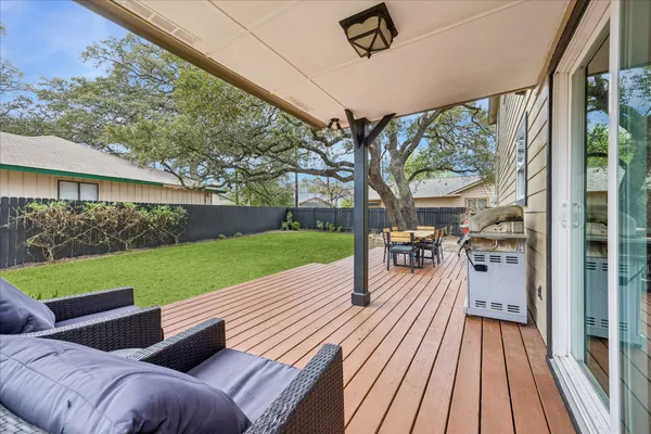 a view of outdoor space yard deck and patio