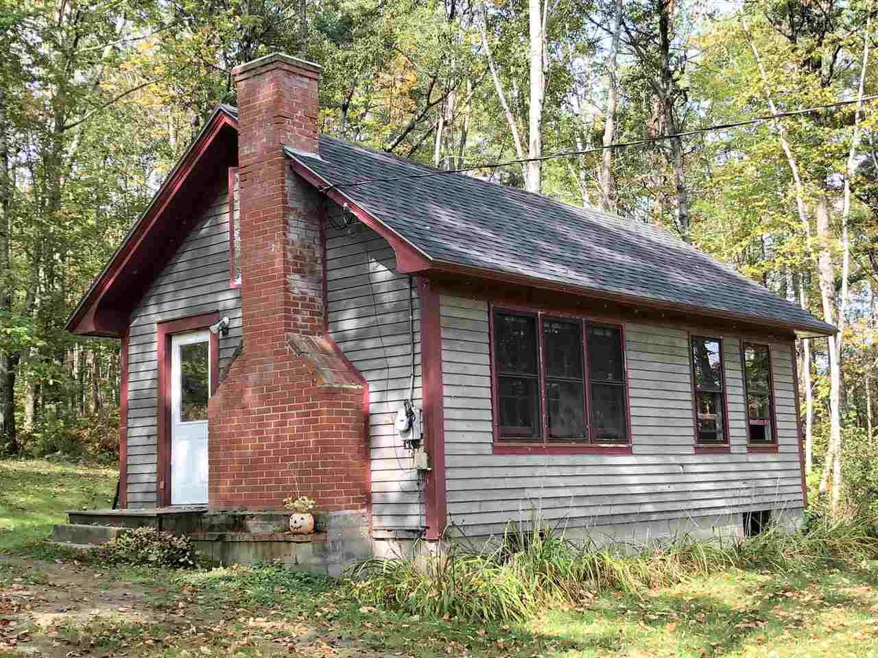 1693 N Road Newbury, VT 05051 - Photo 1 of 18 Gallery Image 1