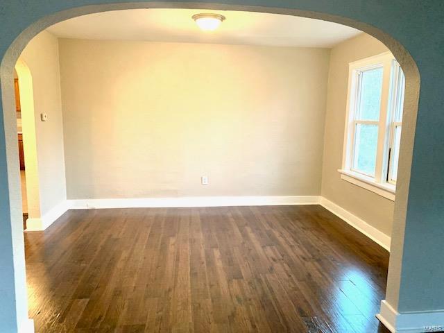 8702 Wales Road St. Louis, MO 63121 - Photo 8 of 34 Gallery Image 8