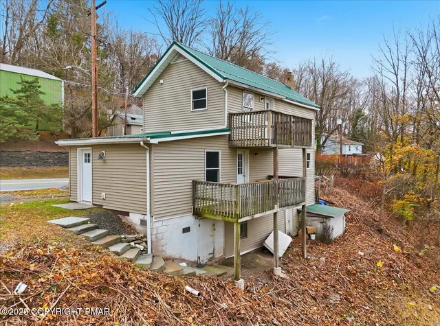 $225,000 | 760 Hudson Street, Hawley, PA 18428