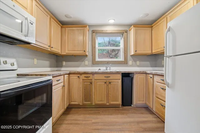 $225,000 | 760 Hudson Street, Hawley, PA 18428