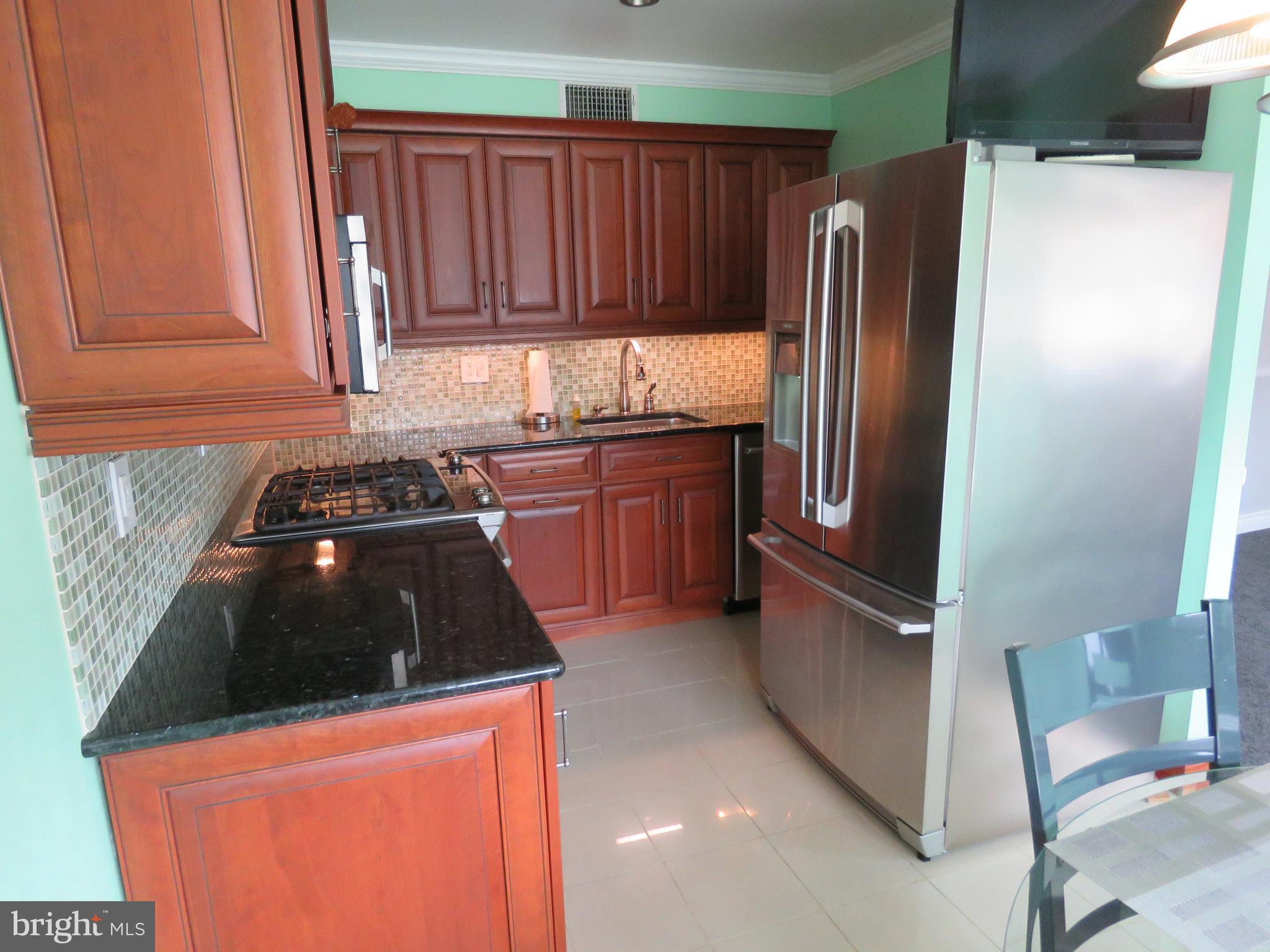3563 Brookview Road Philadelphia, PA 19154 - Photo 7 of 42 Gallery Image 7