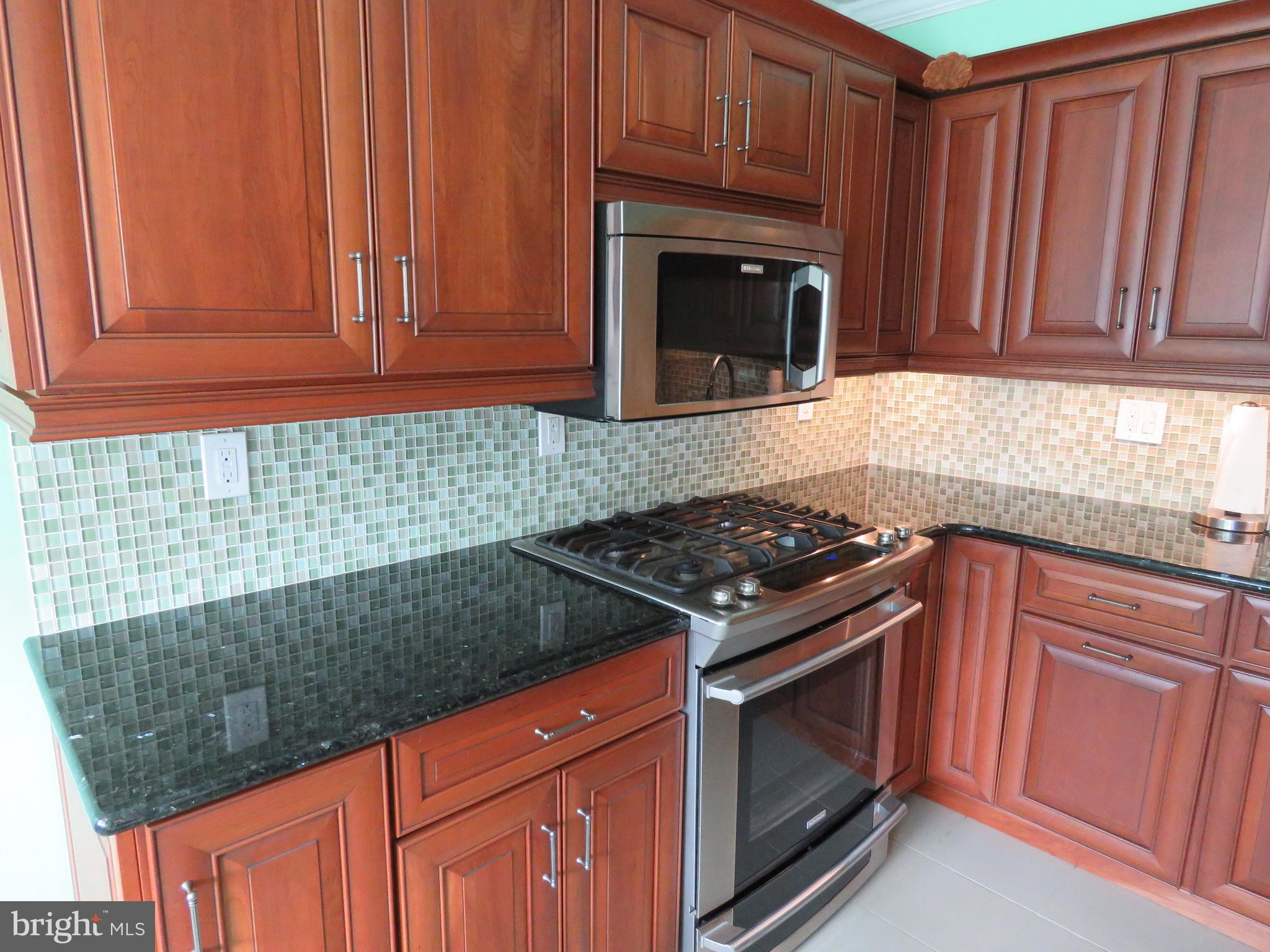 3563 Brookview Road Philadelphia, PA 19154 - Photo 8 of 42 Gallery Image 8