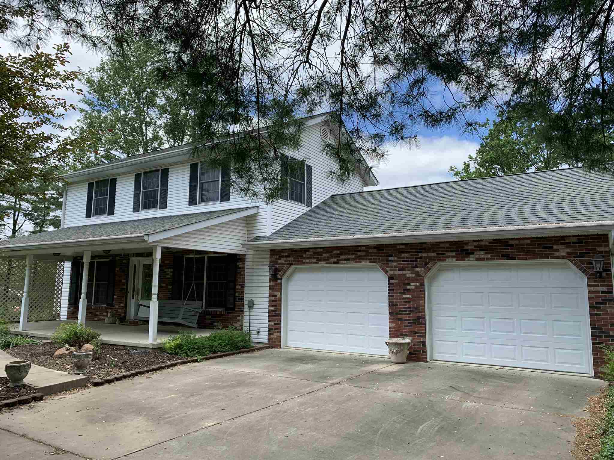 6950 West Ratliff Road Bloomington, IN 47404 - Photo 1 of 33