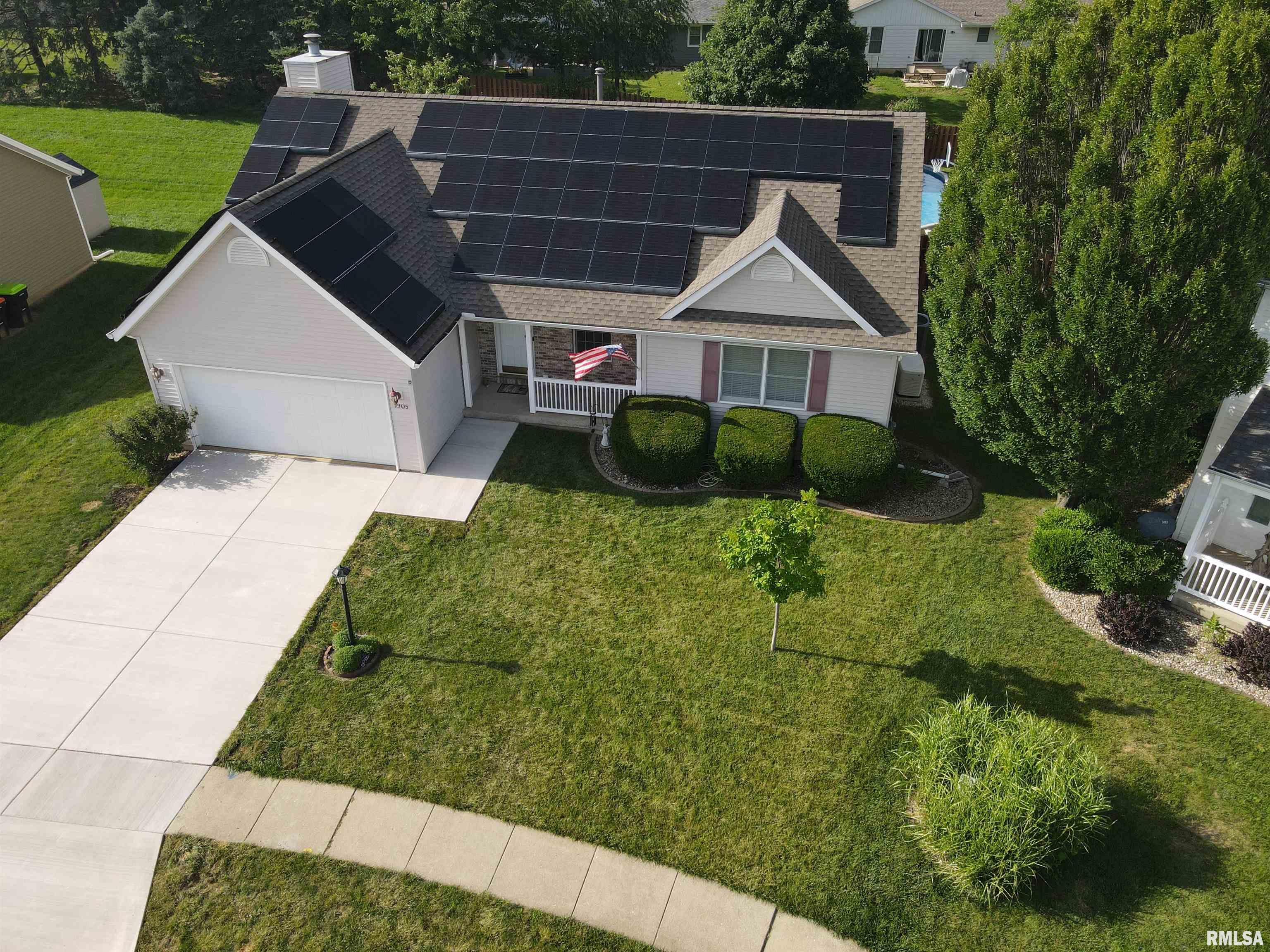 1905 Fieldstone Washington, IL 61571 - Photo 4 of 22