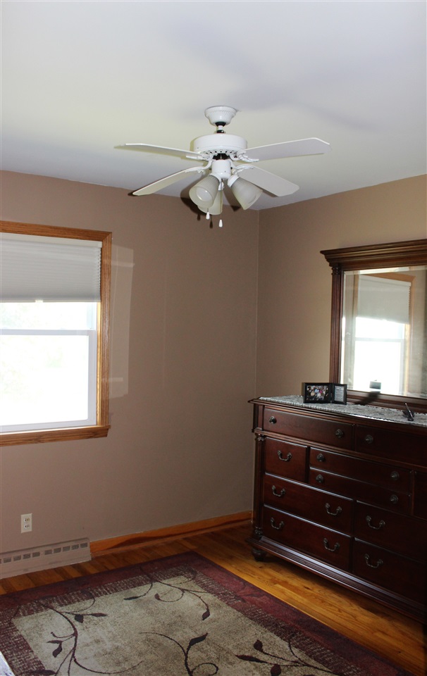 1355 Ridgecrest Drive Clinton, IA 52732 - Photo 10 of 19 Gallery Image 10