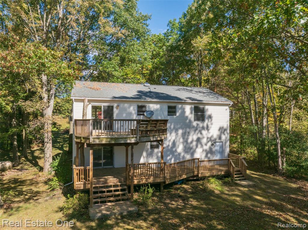 2533 Armond Road Howell, MI 48855 - Photo 2 of 37
