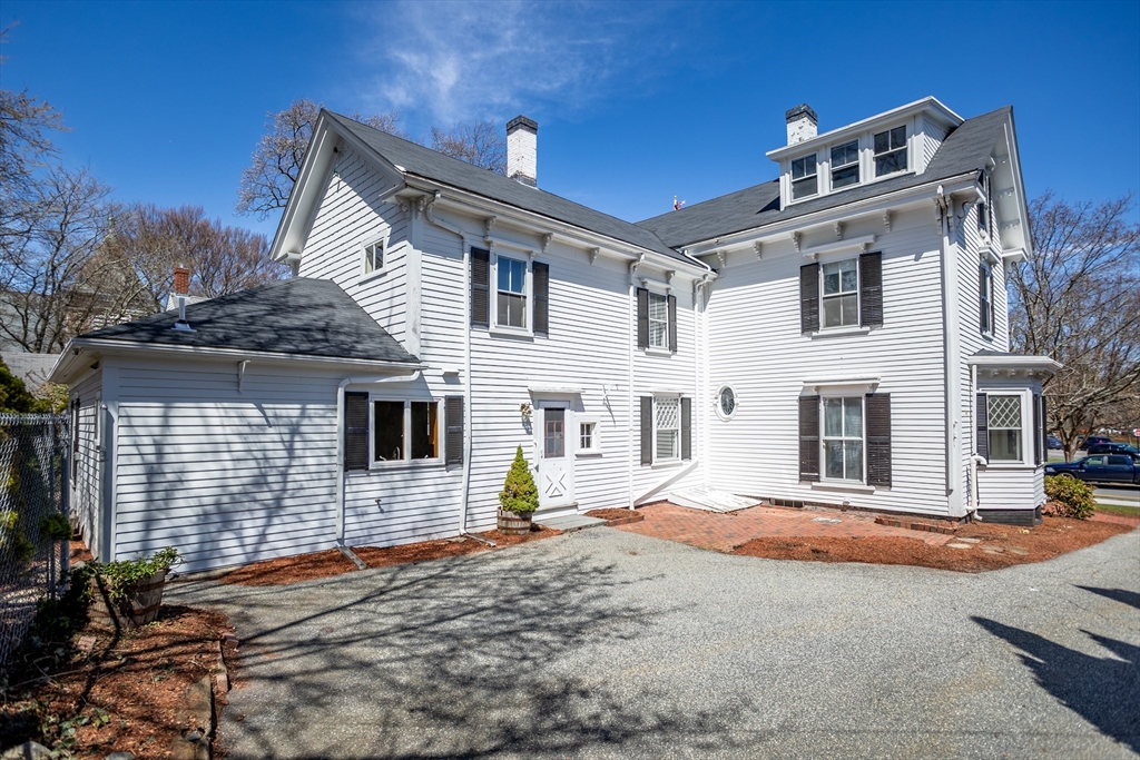 1894 Massachusetts Avenue Lexington, MA 02421 - Photo 12 of 15