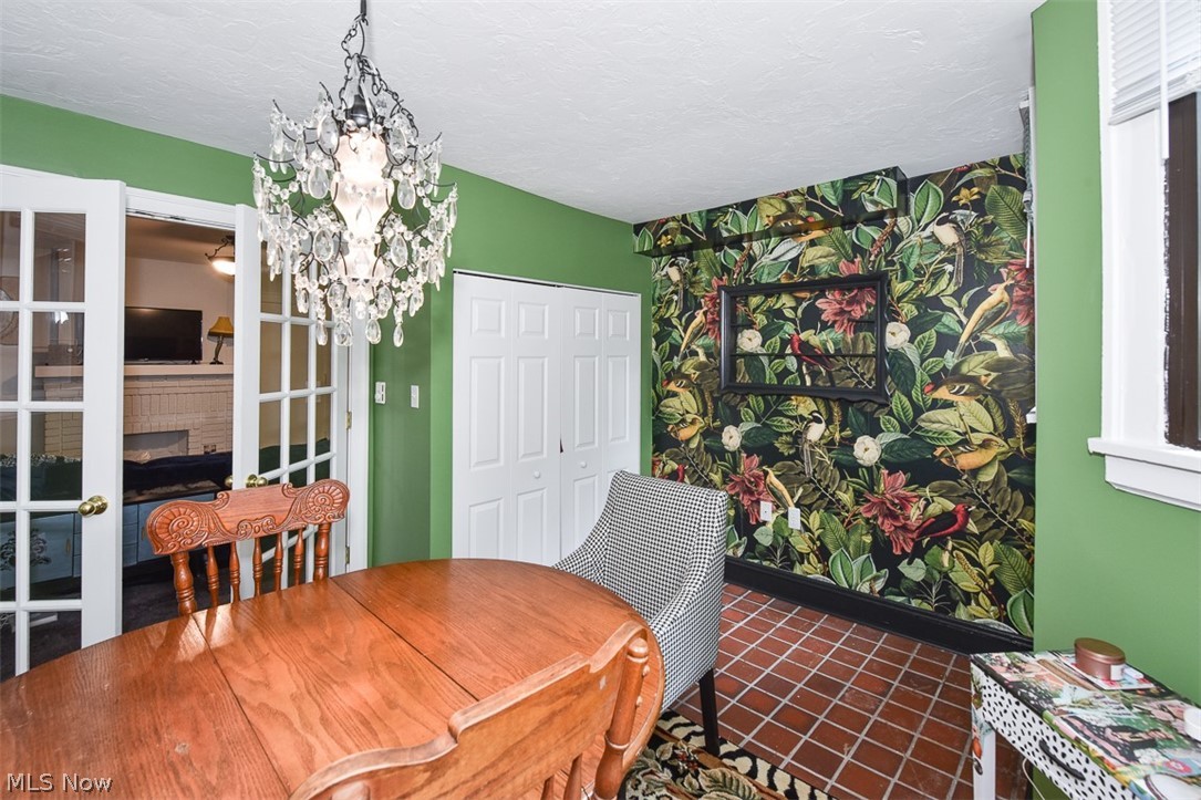 2473 Overlook Road Cleveland, OH 44106 - Photo 9 of 21
