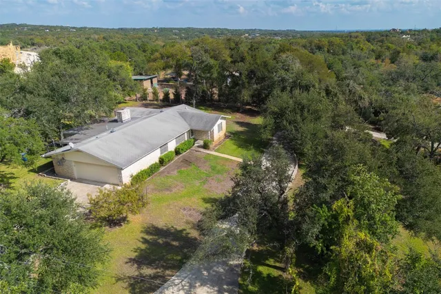 $595,000 | 9504 Flintrock Circle, Austin, TX 78737