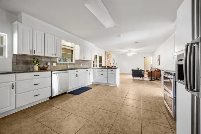 $595,000 | 9504 Flintrock Circle, Austin, TX 78737