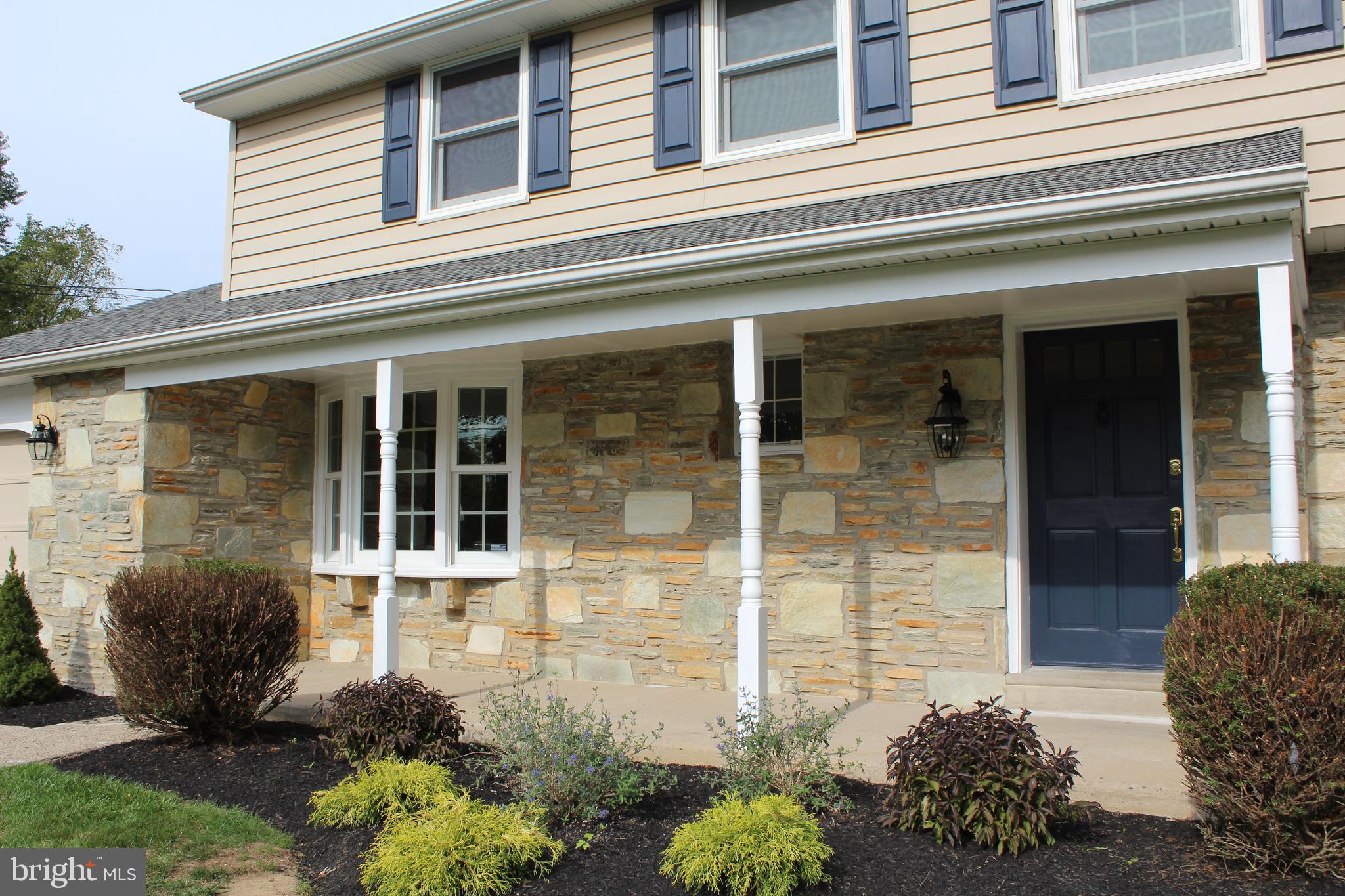 35 Kelinger Road Churchville, PA 18966 - Photo 2 of 31 Front Walkway