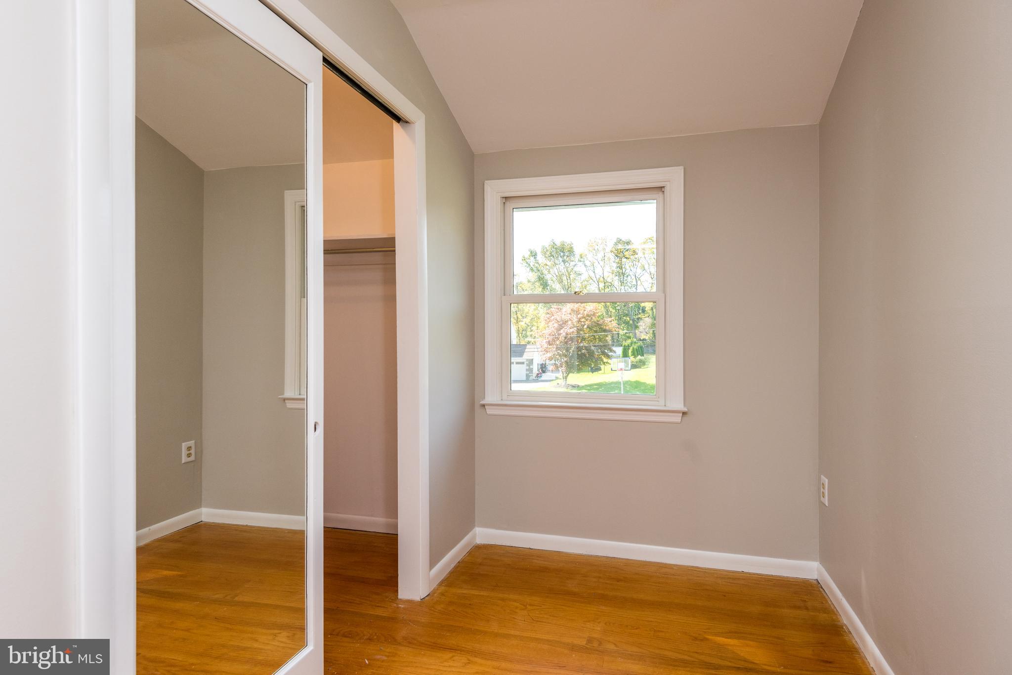 35 Kelinger Road Churchville, PA 18966 - Photo 16 of 31 Master Dressing room with Large Closet