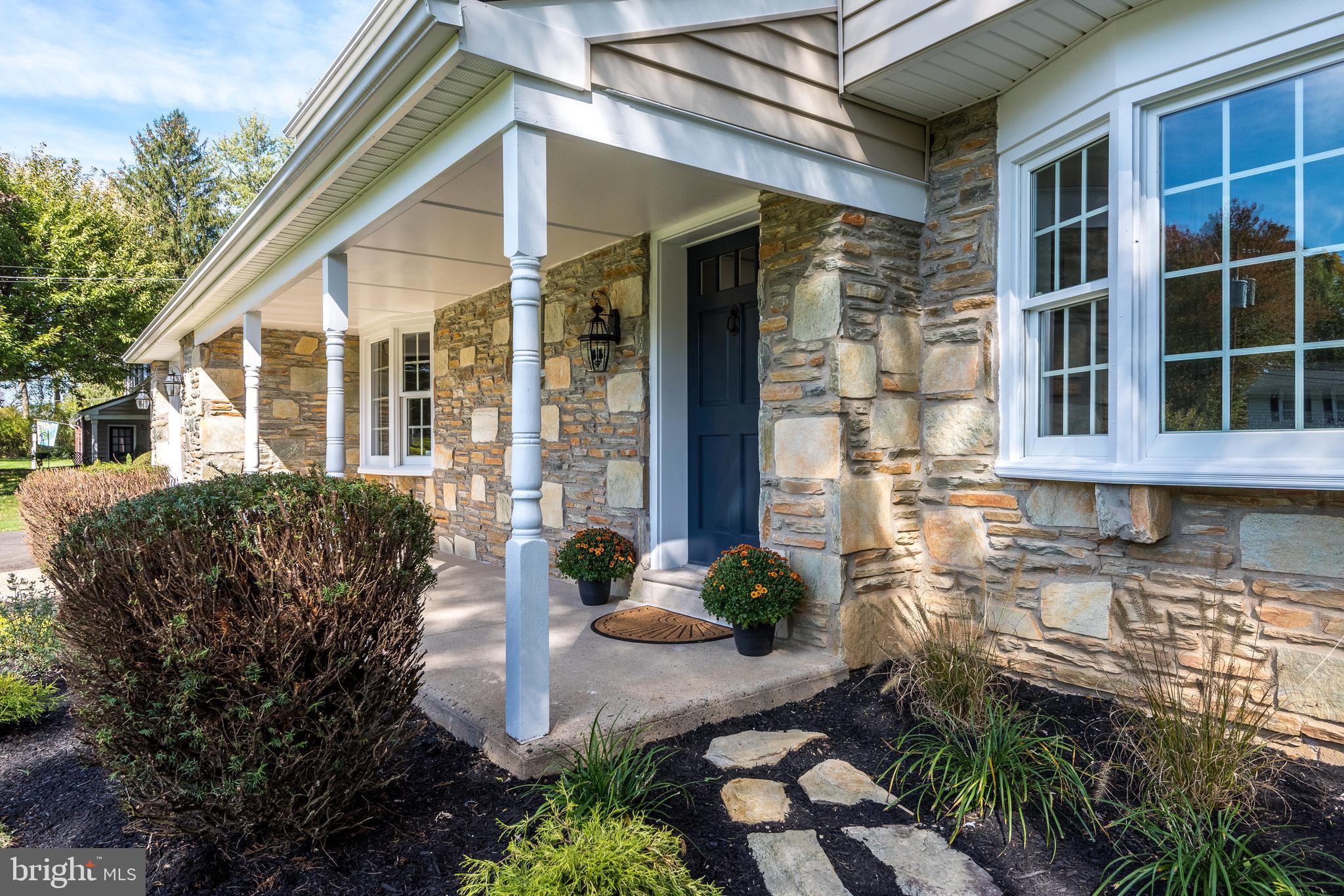 35 Kelinger Road Churchville, PA 18966 - Photo 3 of 31 Front