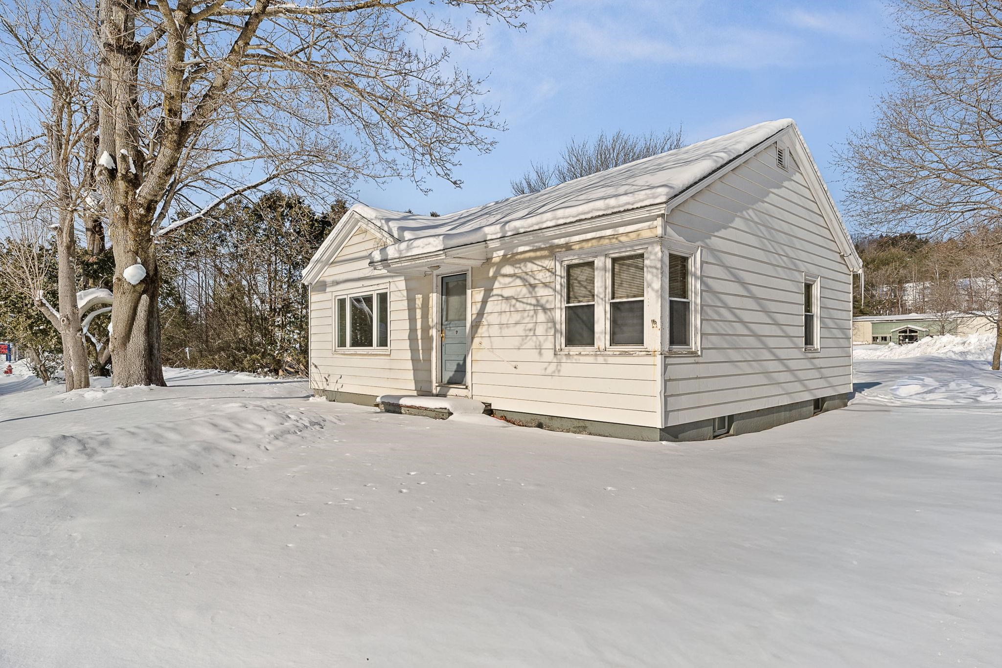 158 South Main Street Waterbury, VT 05676 - Photo 2 of 42