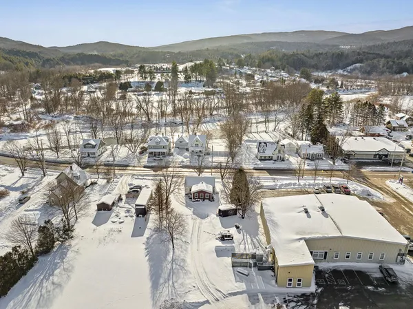 $350,000 | 158 South Main Street, Waterbury, VT 05676