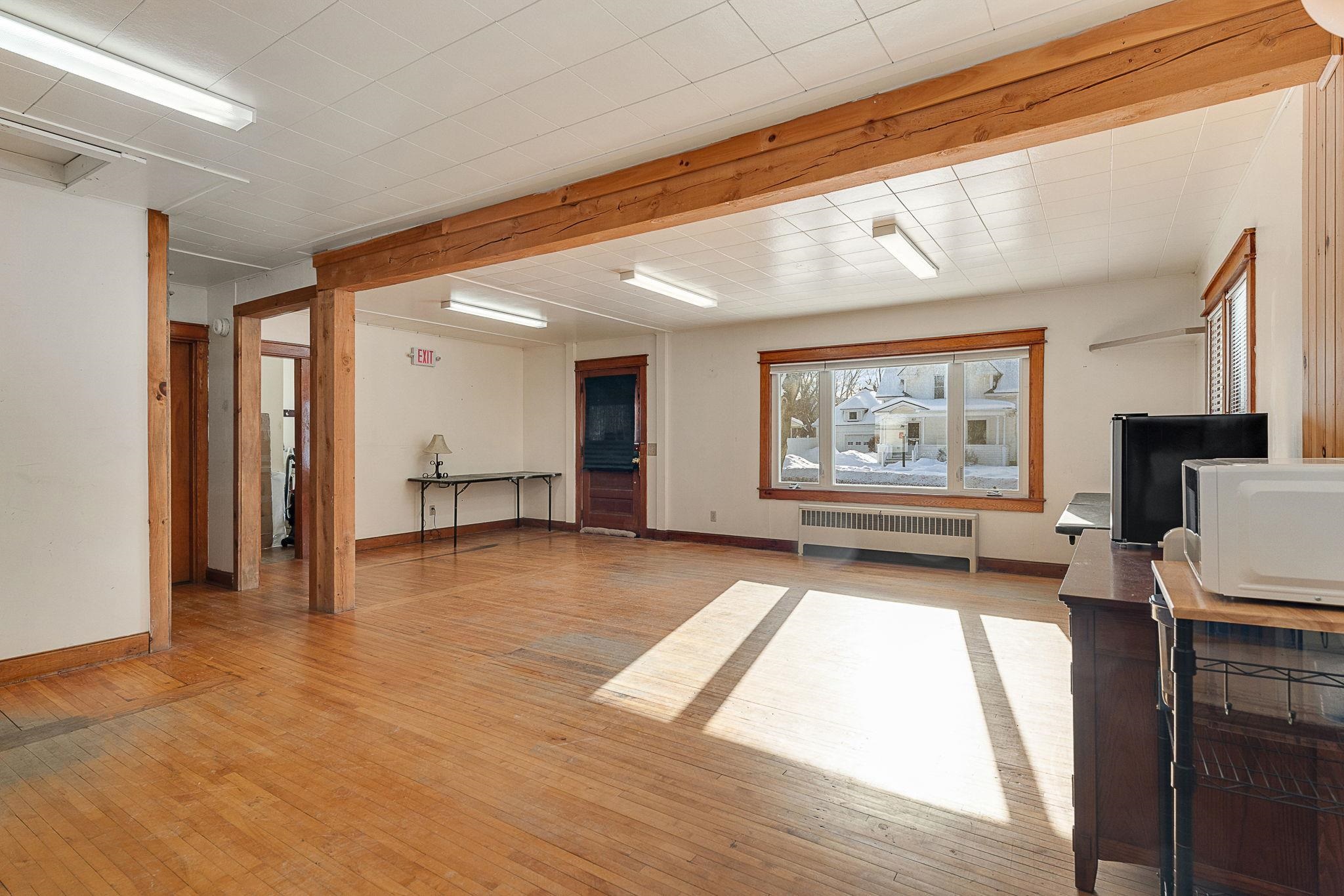 158 South Main Street Waterbury, VT 05676 - Photo 8 of 43