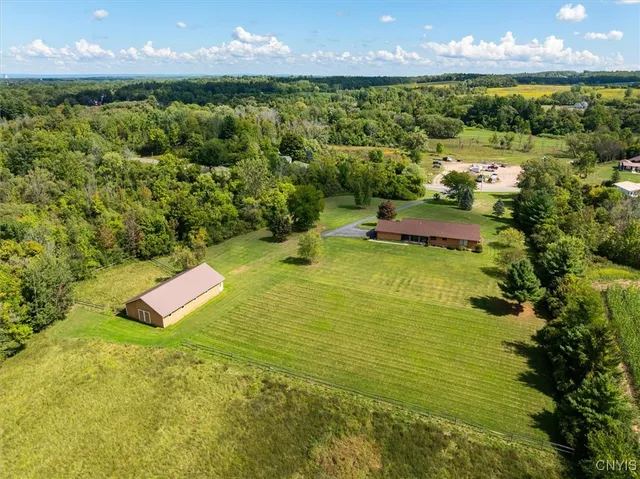 $799,900 | 2354 Middle Road, Oneida, NY 13409