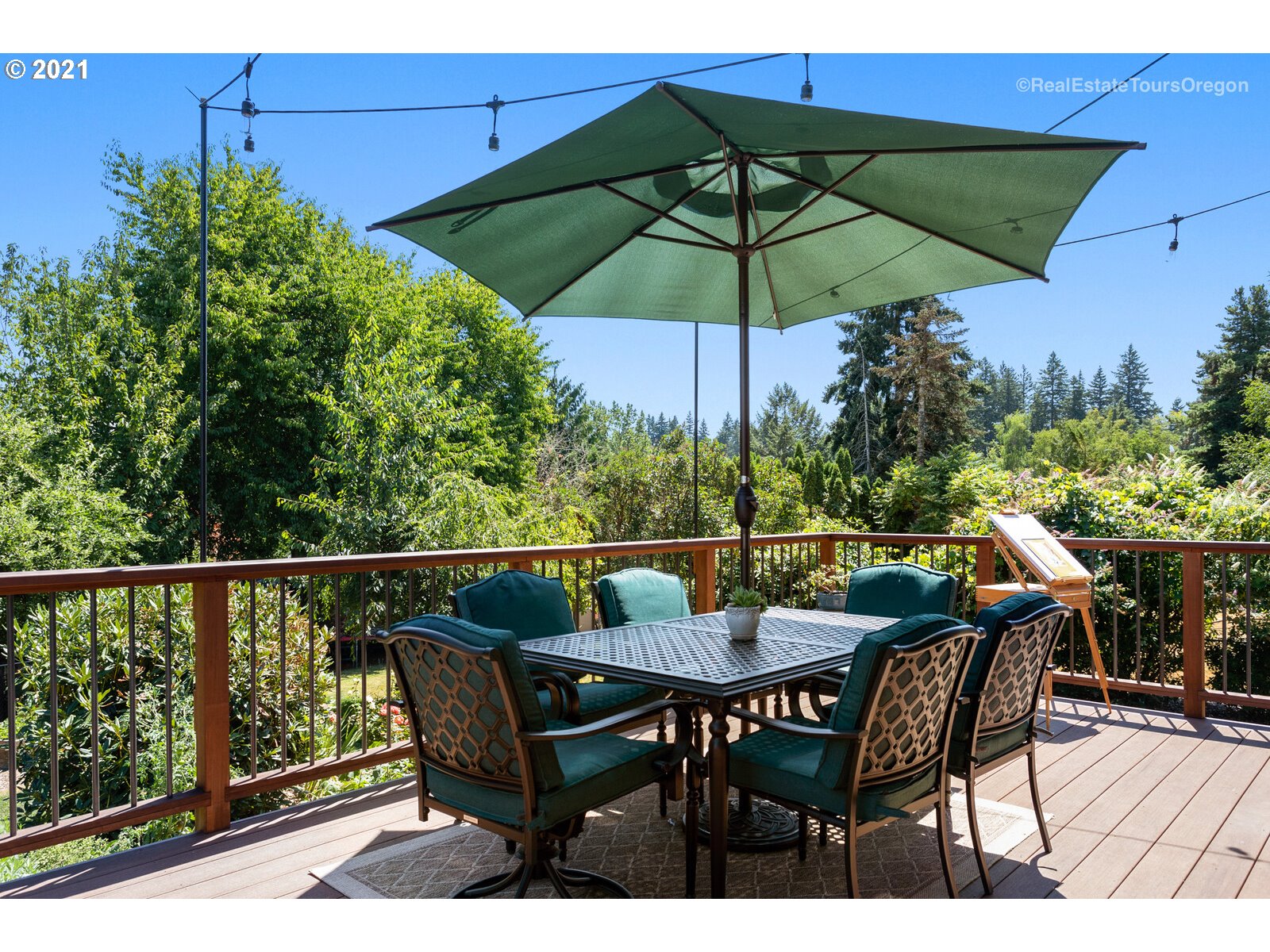 3320 Southwest Ridge Drive Portland, OR 97219 - Photo 20 of 31 Gallery Image 20