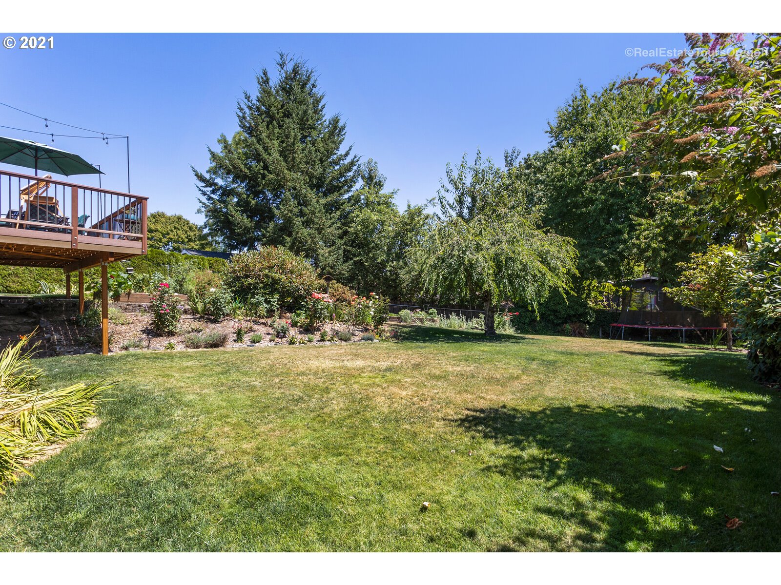 3320 Southwest Ridge Drive Portland, OR 97219 - Photo 22 of 31 Gallery Image 22