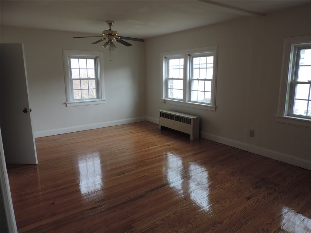 216 Main Street Scituate, RI 02831 - Photo 5 of 11