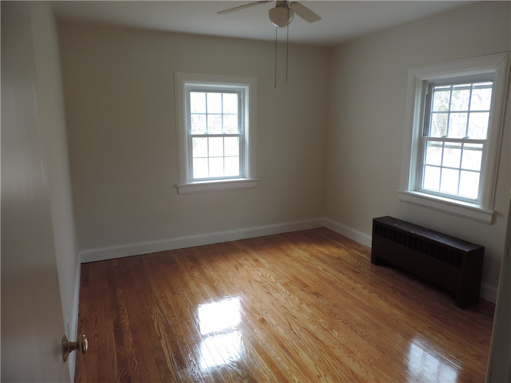 216 Main Street Scituate, RI 02831 - Photo 7 of 11