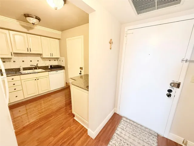 $2,150 | 600 Three Islands Boulevard, Unit 1107, Hallandale Beach, FL 33009