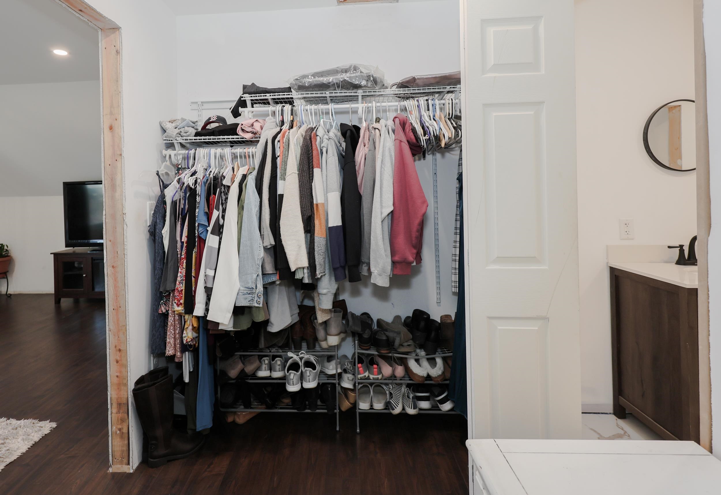 4 Ash Street Londonderry, NH 03053 - Photo 32 of 46