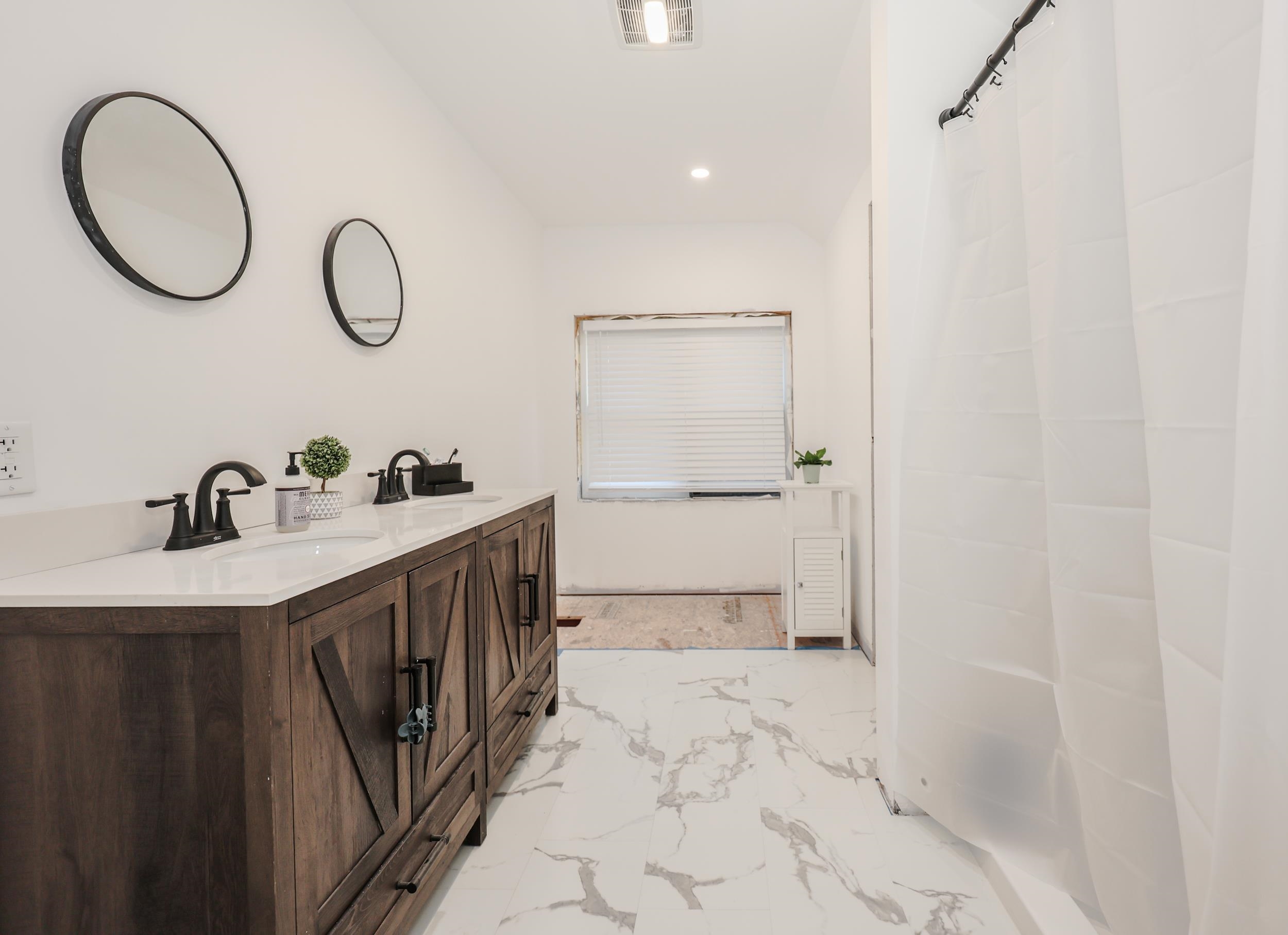 4 Ash Street Londonderry, NH 03053 - Photo 33 of 46