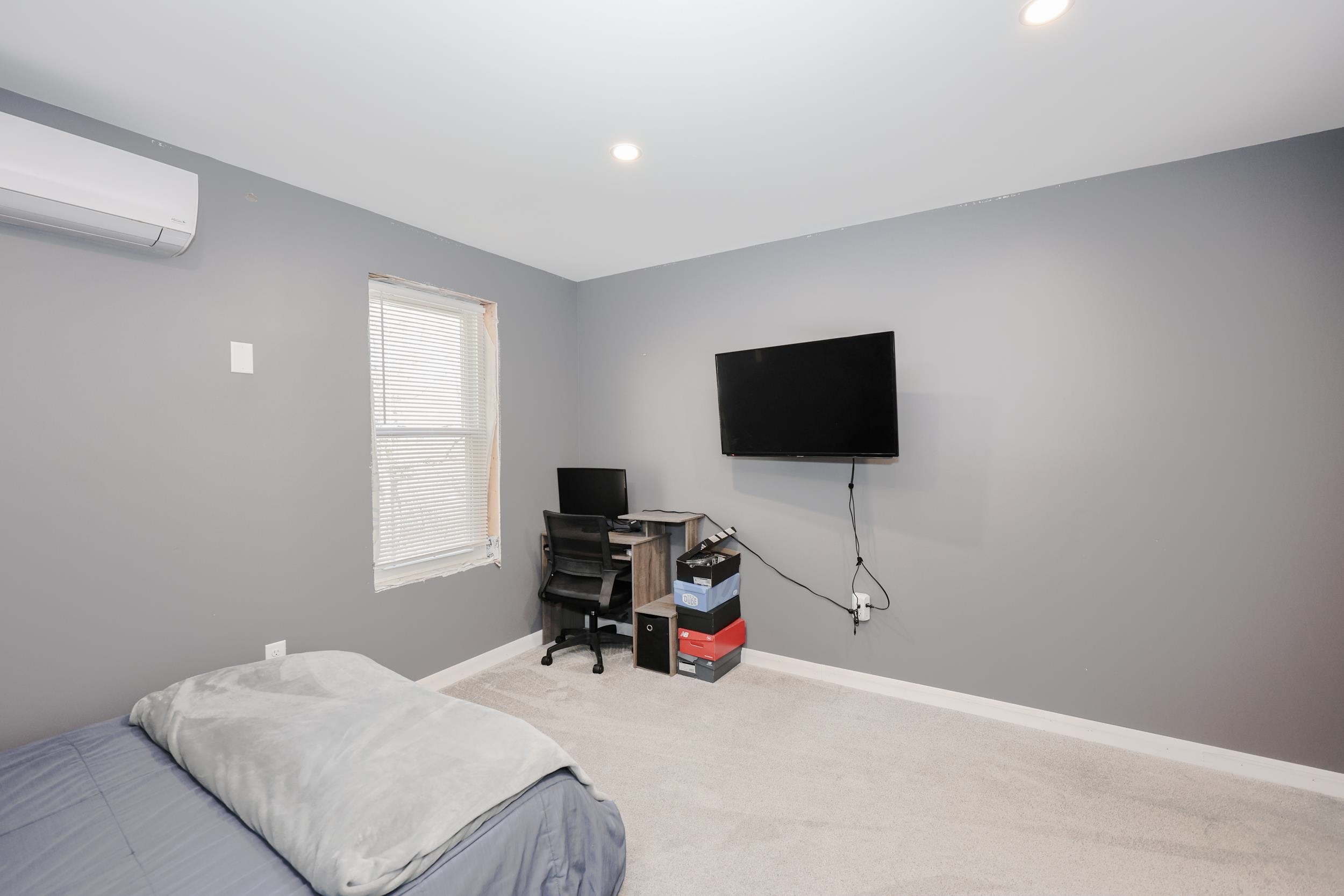 4 Ash Street Londonderry, NH 03053 - Photo 38 of 46