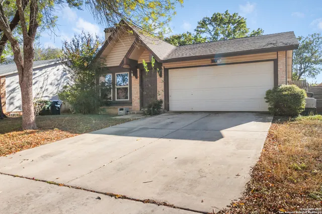 $220,000 | 9410 Valley Bend, San Antonio, TX 78250