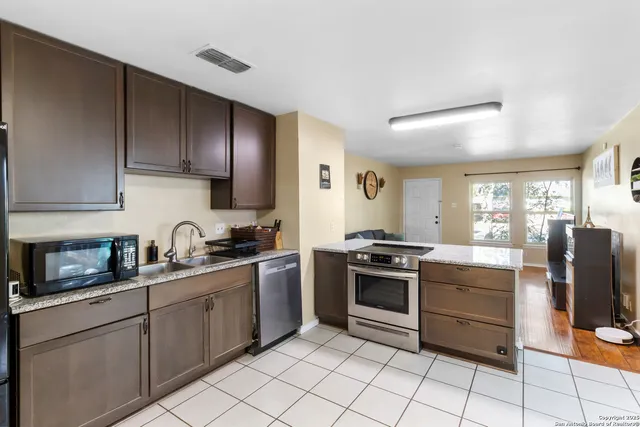 $220,000 | 9410 Valley Bend, San Antonio, TX 78250