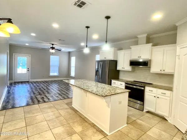 $215,000 | 315 South Eastern Avenue, Crowley, LA 70526
