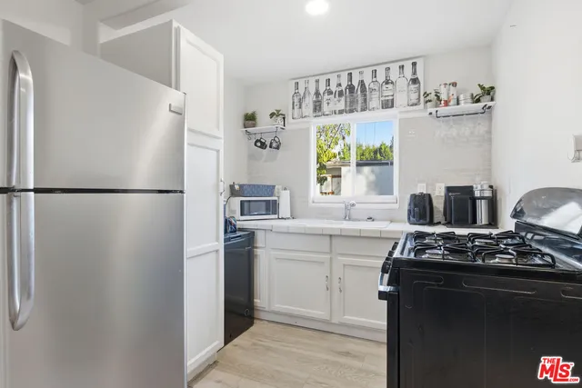 $1,049,000 | 7959 Bothwell Road, Reseda, CA 91335