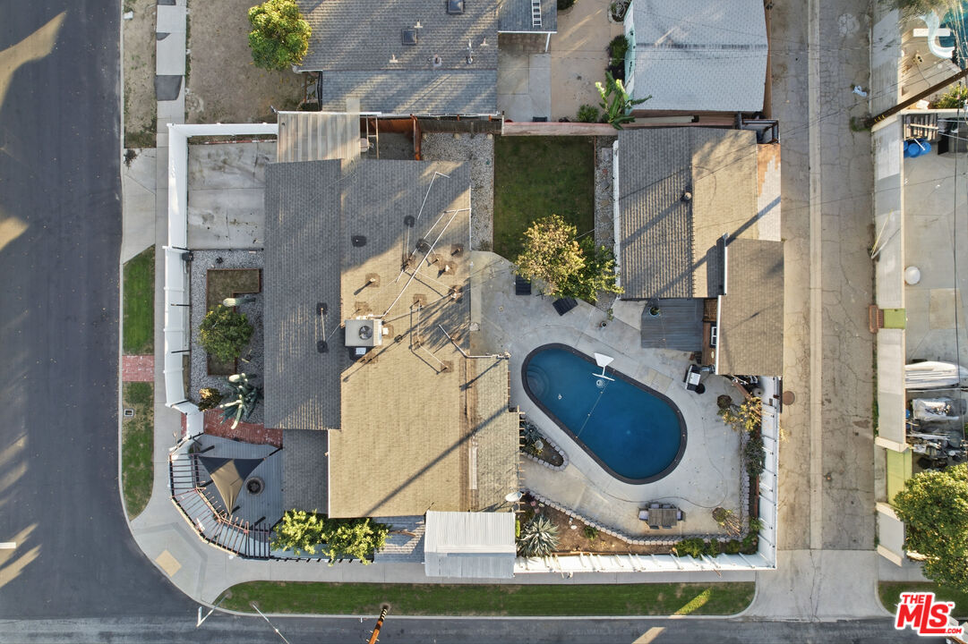 7959 Bothwell Road Reseda, CA 91335 - Photo 7 of 45