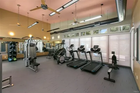 $3,895 | 14 Colonial Way, Unit 65, Aliso Viejo, CA 92656