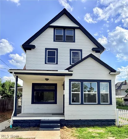 $295,000 | 4025 Henritze Avenue, Cleveland, OH 44109