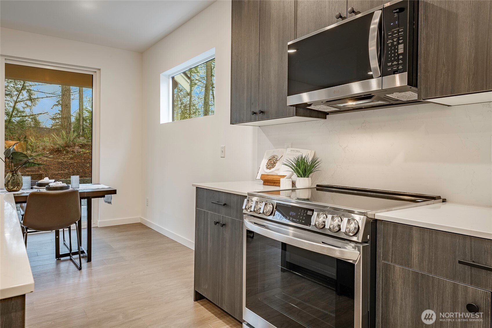 2993 Cedar View Road Blaine, WA 98230 - Photo 13 of 37