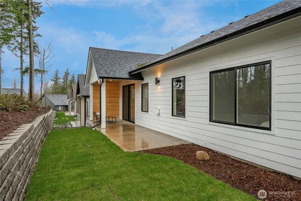 $649,000 | 2993 Cedar View Road, Blaine, WA 98230