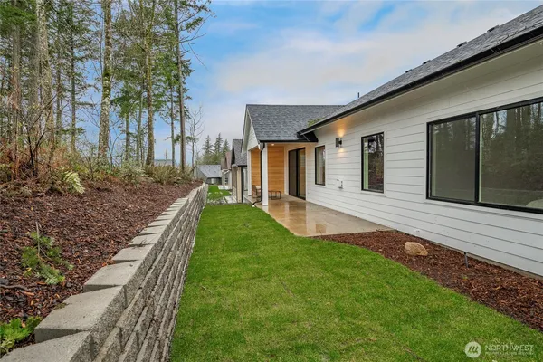 $649,000 | 2993 Cedar View Road, Blaine, WA 98230