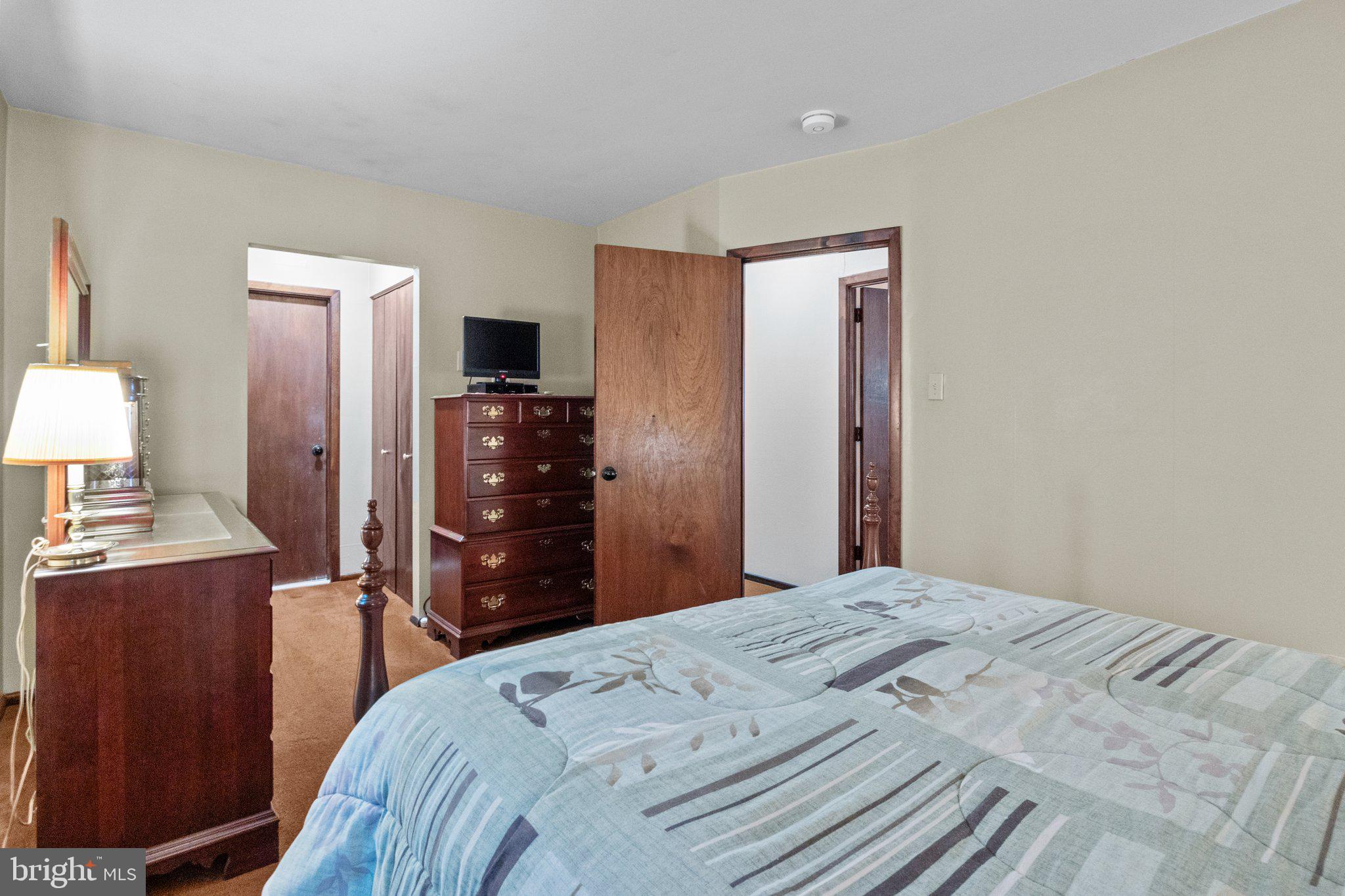 837 Boxwood Circle Warminster, PA 18974 - Photo 17 of 29