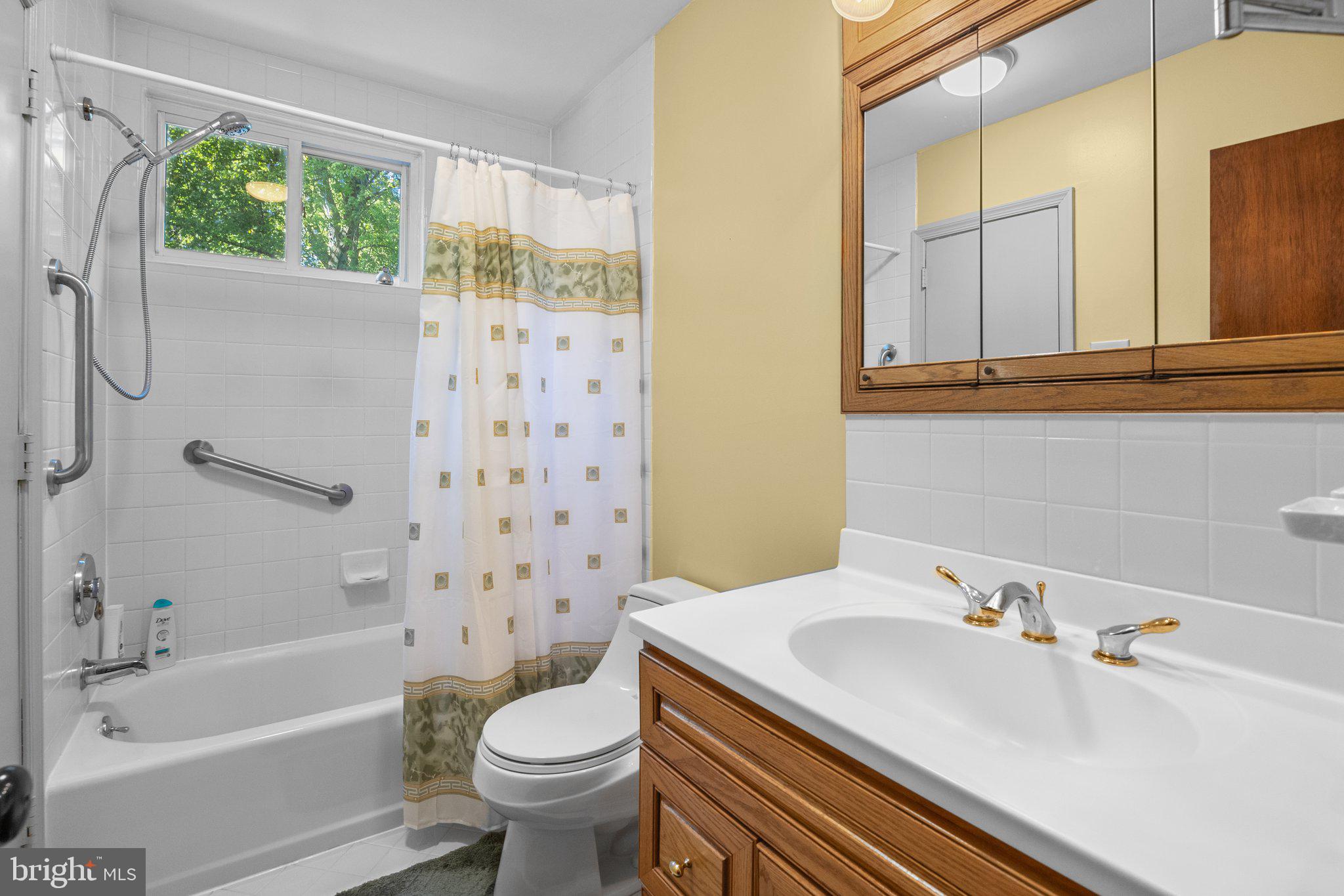 837 Boxwood Circle Warminster, PA 18974 - Photo 20 of 29