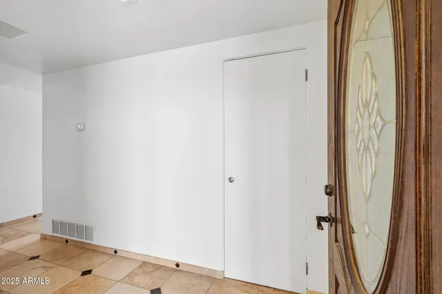 $1,550 | 6939 East 3rd Street, Scottsdale, AZ 85251