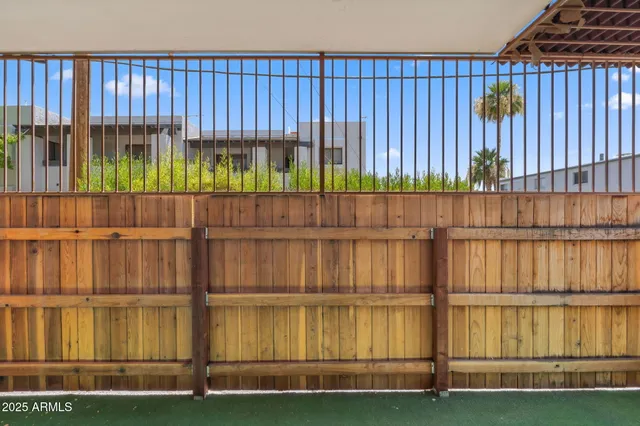 $1,550 | 6939 East 3rd Street, Scottsdale, AZ 85251