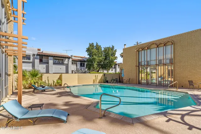 $1,550 | 6939 East 3rd Street, Scottsdale, AZ 85251