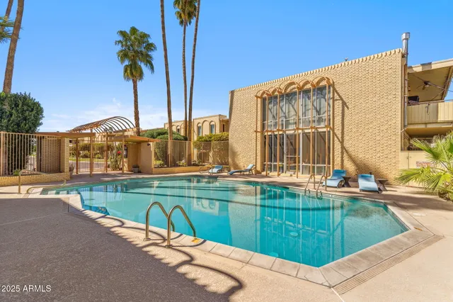 $1,550 | 6939 East 3rd Street, Scottsdale, AZ 85251