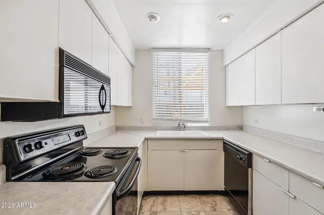 $1,550 | 6939 East 3rd Street, Scottsdale, AZ 85251