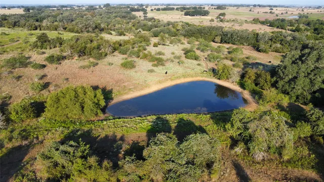 $1,275,000 | 11441 Mazoch Road, Weimar, TX 78962