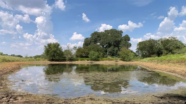 $1,275,000 | 11441 Mazoch Road, Weimar, TX 78962