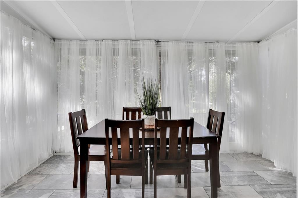 616 Darlington Road Northeast Atlanta, GA 30305 - Photo 6 of 21 Gallery Image 6